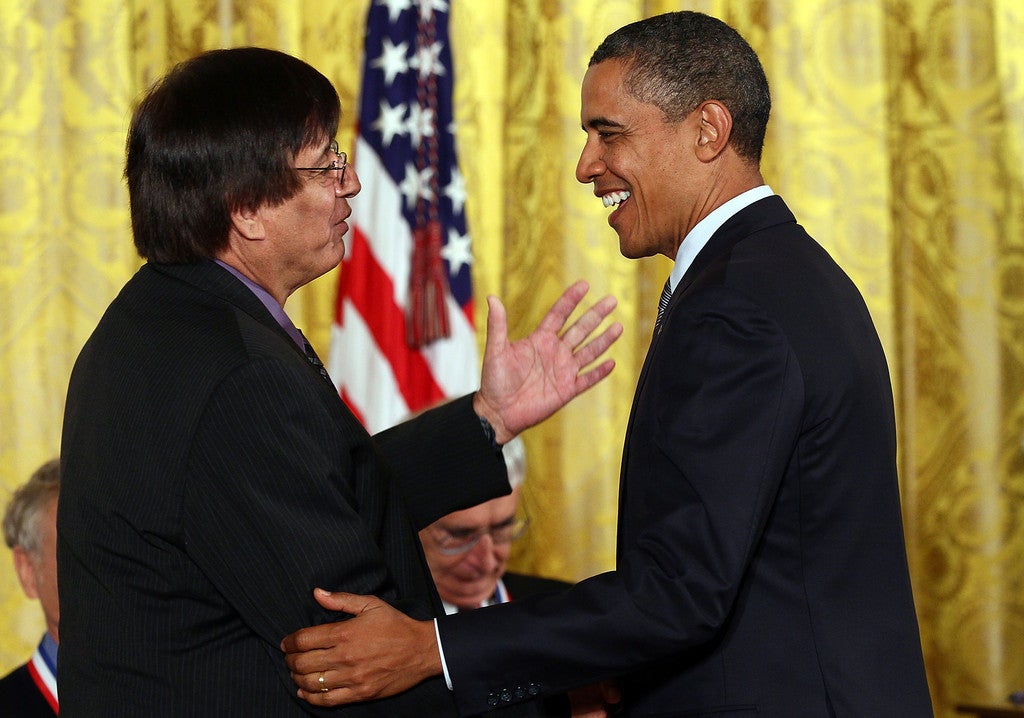 Professor Richard Tapia and President Barack Obama during the National Medal of Science bestowment.