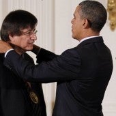 Photo of Dr. Tapia receiving the 2011 National Medal of Science